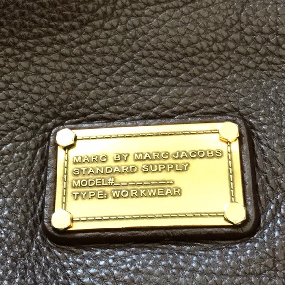 Marc by Marc Jacobs Leather Shoulder Handbag - Picture 2 of 11